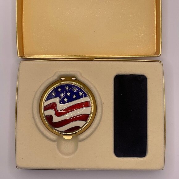 2000s Vintage Estee Lauder 'America The Beautiful' Collectible Powder Compact - Picture 1 of 9